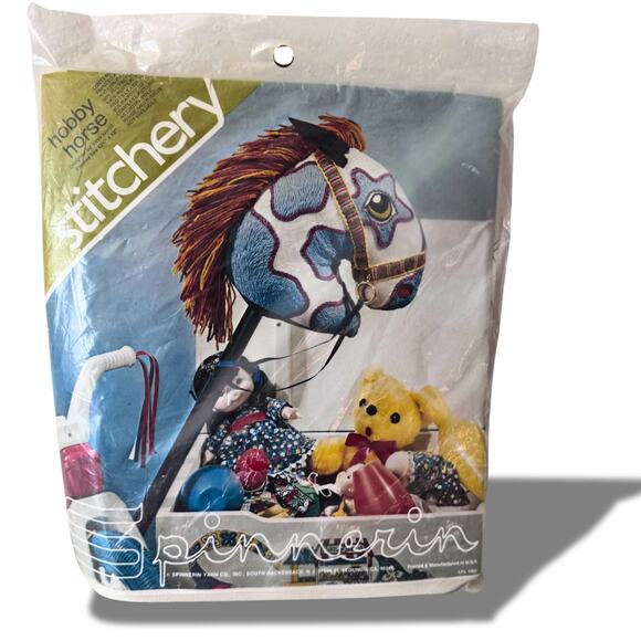 Vintage Spinnerin Stitchery Hobby Horse Latch Hook Kit - New Old Stock | Sealed - Picture 1 of 6